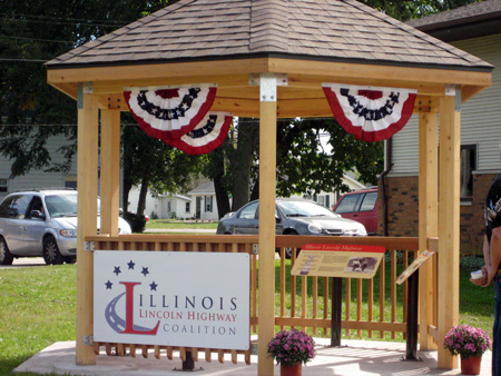 IL_Creston gazebo