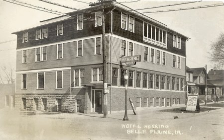 1922 Hotel.jpg